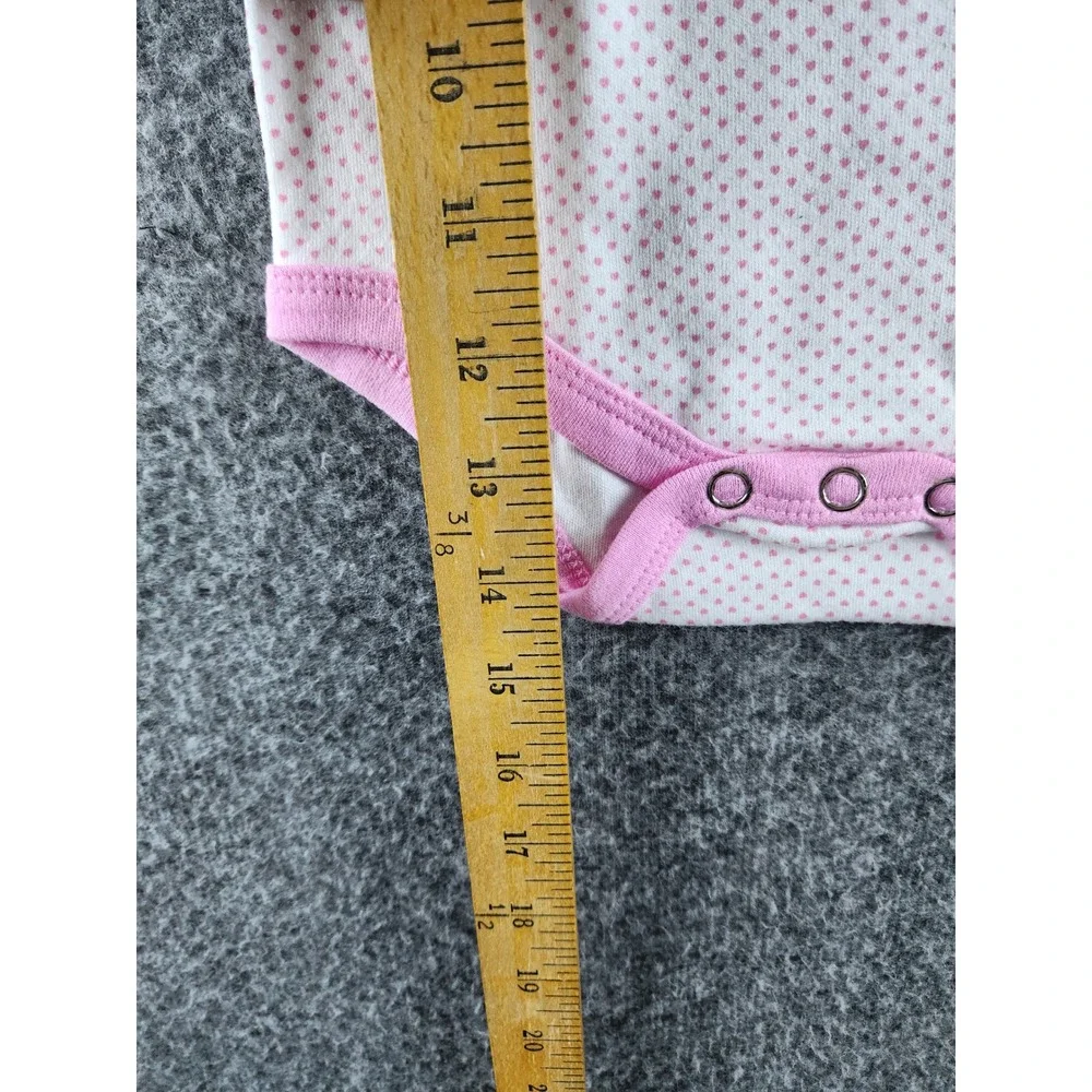 MLB Chicago White Sox Baby Girl Bodysuit Pink Hearts Cupcake 3-6 Months Cotton